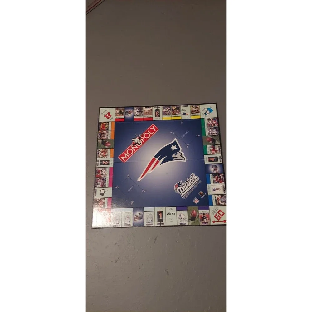 NEW ENGLAND PATRIOTS Collector's Edition Monopoly Game (No Instructions)